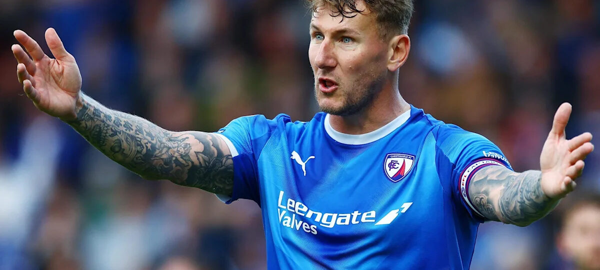 Spireites sign Simpson as McFadzean extends deal