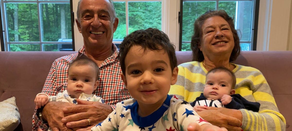 I moved from Argentina to the US. Now I’m torn between spending time with my young kids or my aging parents.
