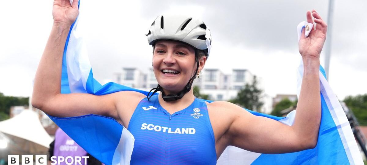 Scotland's Woods wins gold again in restaged race