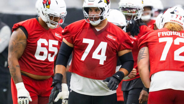 Arizona Cardinals training camp: OL Isaiah Adams holding onto starting job