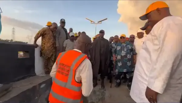 Adeleke Alleges Sabotage, Orders Repairs As Newly Opened ₦8.5bn Osogbo Flyover Develops Structural Faults