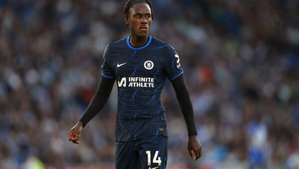 Chelsea could swap defenders with Premier League rivals claims tabloid