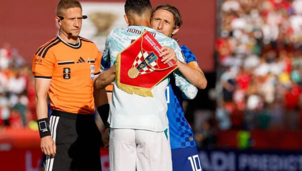 World Cup referee cam shows Cristiano Ronaldo and Luke Modrić’s pre-match exchange