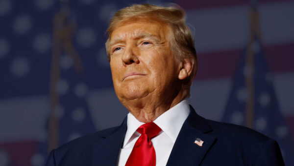 Israel warns US of fresh Iranian plot to assassinate Trump