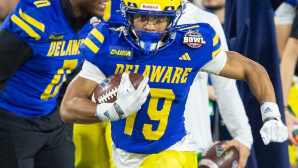 Seahawks News: Seattle adds wide receiver after waiving Kenny McIntosh