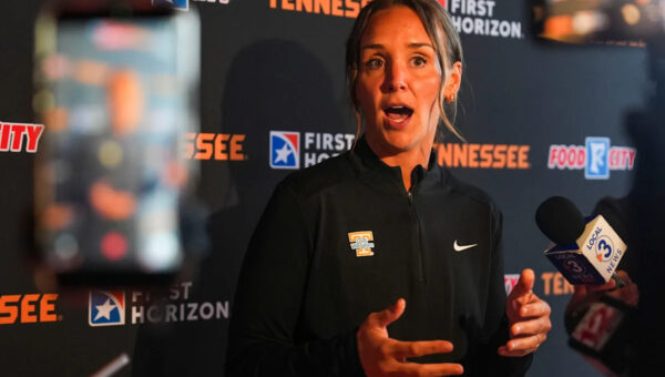 Kim Caldwell tells ESPN she knows what’s at stake in third season as Lady Vols coach