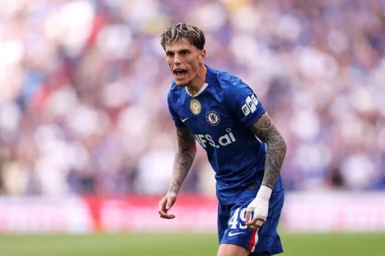 Romano: Garnacho rejects Aston Villa, wants only Roma