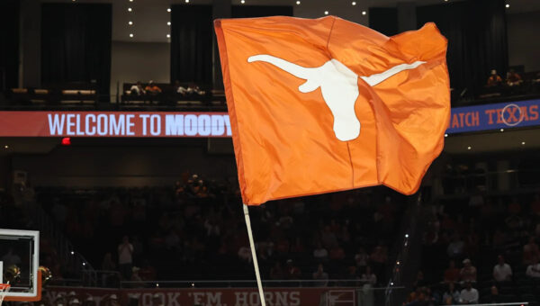 Five-star PF Marcus Spears Jr., son of former NFL DL, commits to Texas hoops after reclassifying