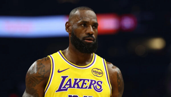Report: Lakers players believed LeBron James would sign with Warriors