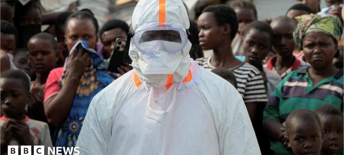 UK humanitarian worker monitored for Ebola in London hospital