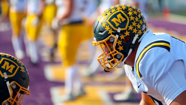 Vote on top offensive linemen in high school football preseason