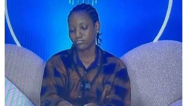 BBNaija11: Housemate Oyin asks Biggie for loan