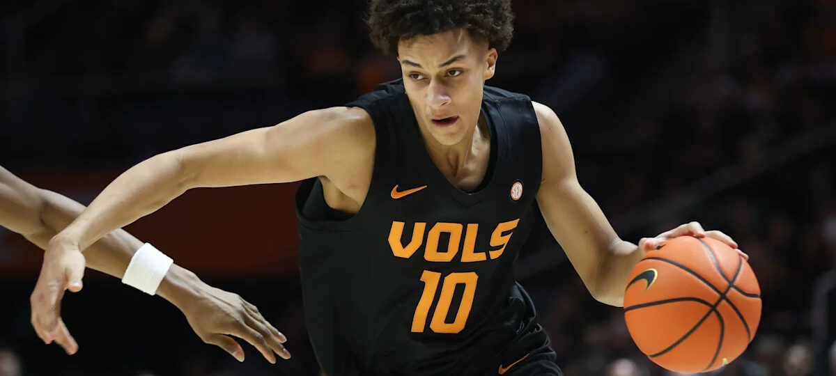 Nate Ament debuts for Milwaukee in NBA Summer League