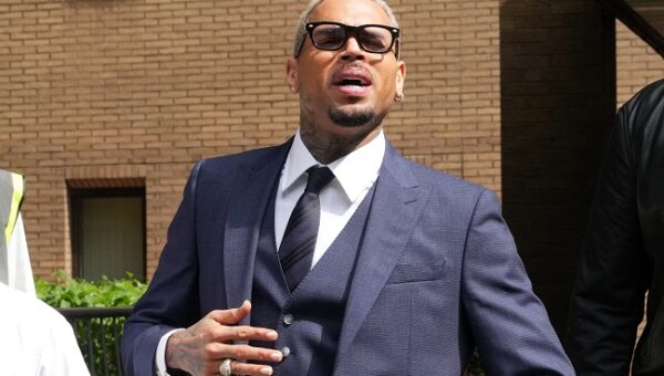 US Singer Chris Brown Admits New Affray Charge, Avoids UK Trial