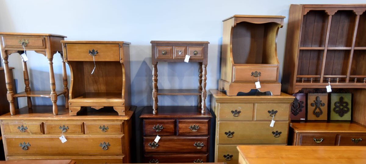 8 mistakes you should never make when thrifting for furniture and decor, according to interior designers