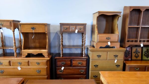 8 mistakes you should never make when thrifting for furniture and decor, according to interior designers