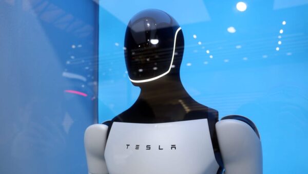 Elon Musk laid out why it's so hard to make Optimus a reality