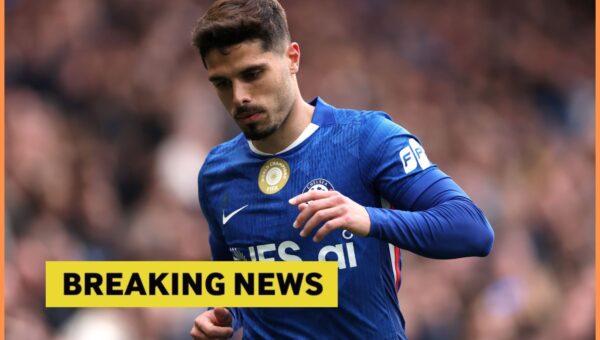Chelsea winger Pedro Neto green lights shock move to Premier League rivals