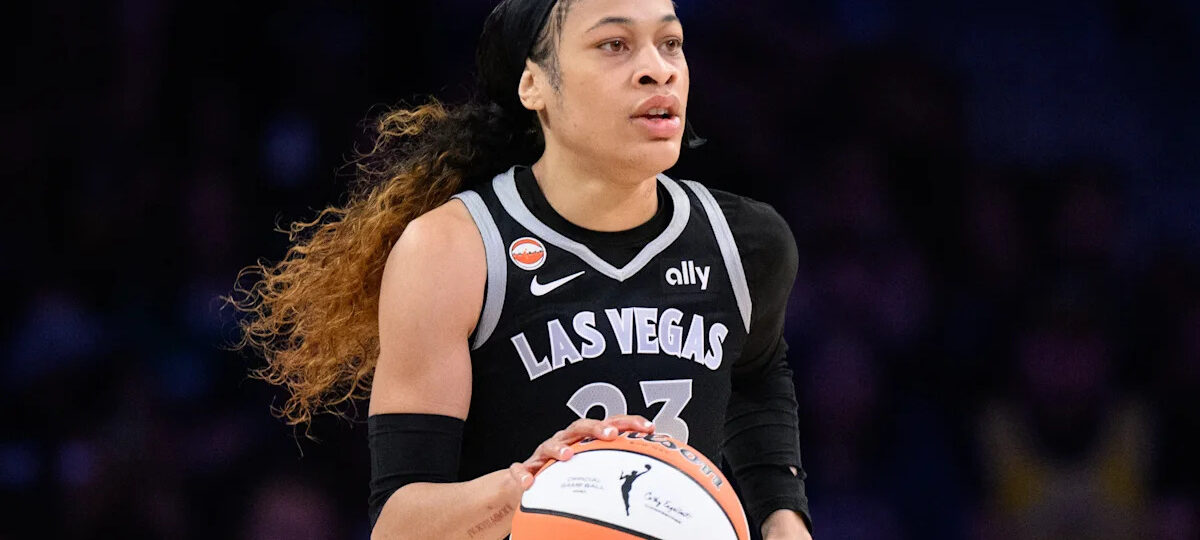 Aces coach Becky Hammon bluntly moves on from Chennedy Carter after 3-month tenure
