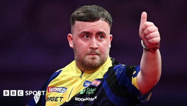 Littler cruises into Matchplay semis with win over Rock