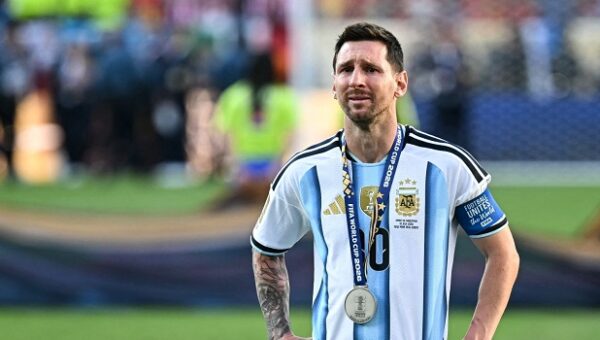 ‘The Pain Is Immense,’ Says Messi After World Cup Final Defeat