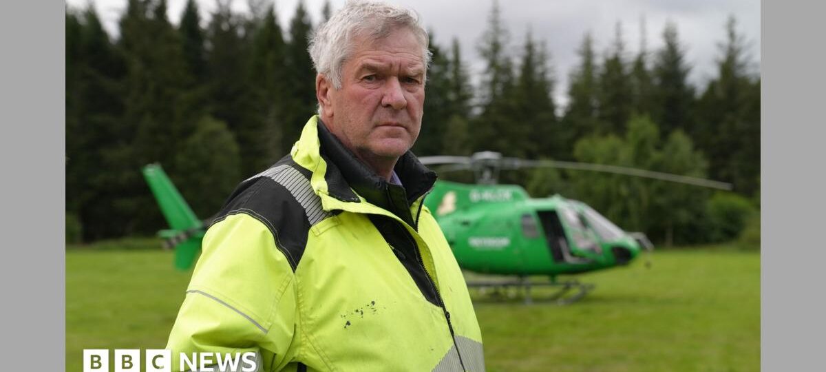 Cairngorm residents say wildfire response 'too slow'