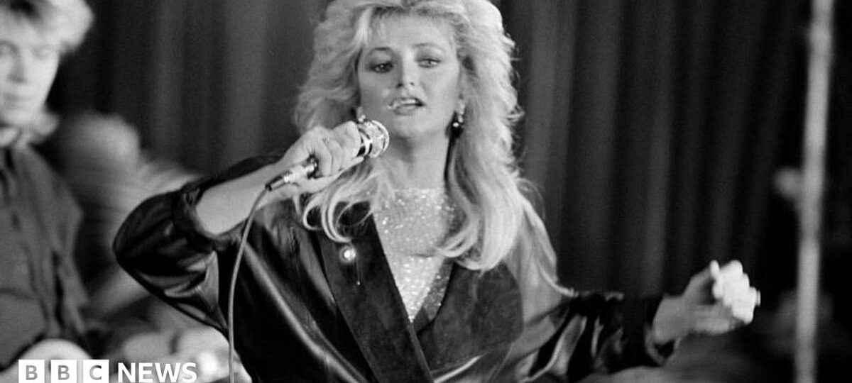Bonnie Tyler, the gravel-voiced star who sang her way into music history