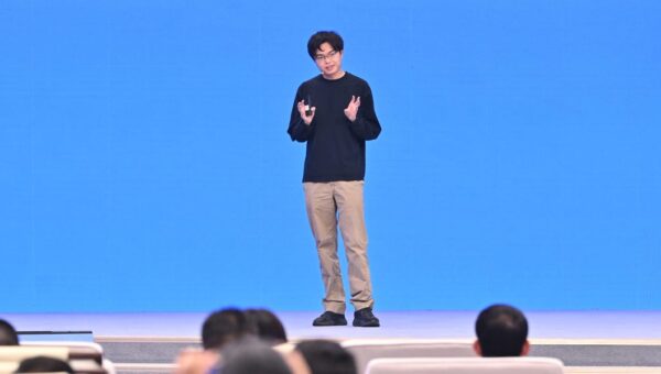 What China’s internet is saying about Moonshot’s hot new Kimi model