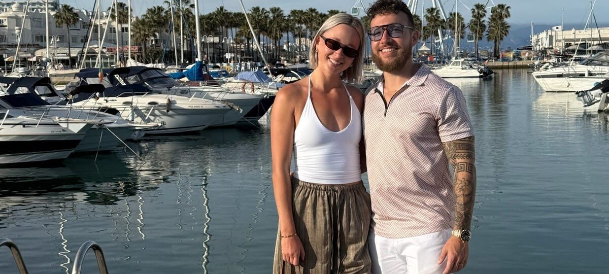 A financially independent millennial shares 2 'golden rules' of real estate that helped him build wealth