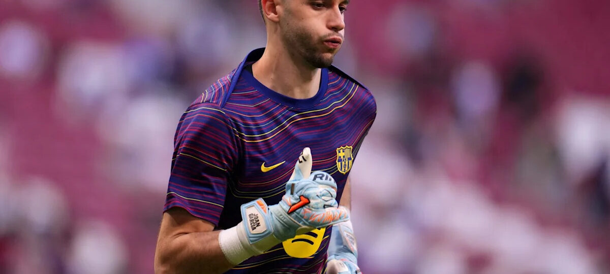 Barcelona goalkeeper could match unusual milestone of club legend if Spain win the World Cup