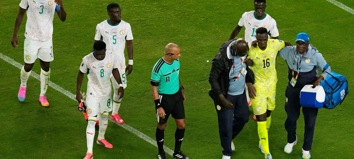 Senegal goalkeeper Édouard Mendy out with injury for knockout round match against Belgium