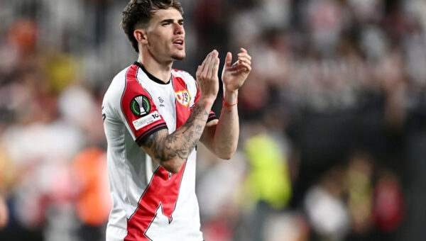 Chelsea Are In Talks To Land This La Liga Full-Back: Should Alonso Bring Him On Board?