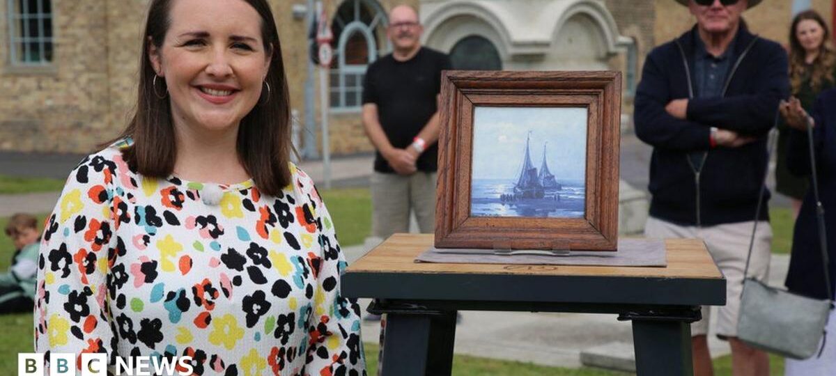 Antiques Roadshow expert Theo Burrell dies aged 39