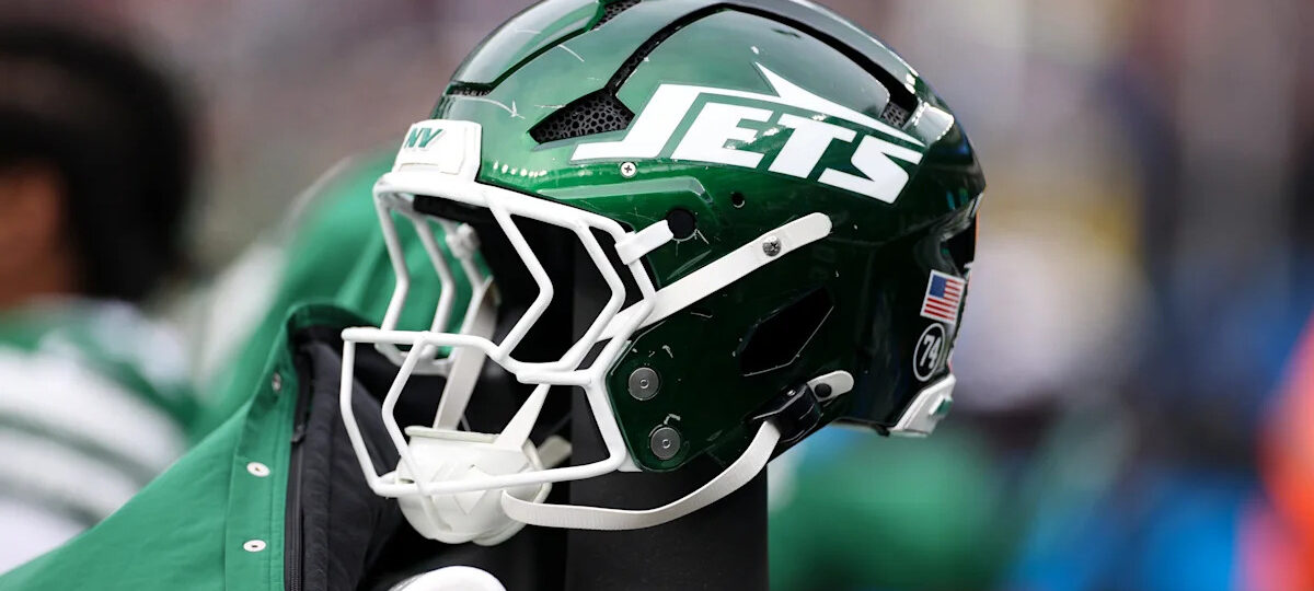 Yay or nay: Jets unveil their new 'White Out' alternate uniforms