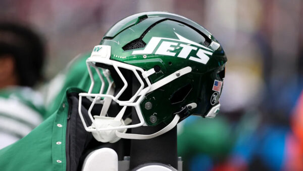 Yay or nay: Jets unveil their new ‘White Out’ alternate uniforms