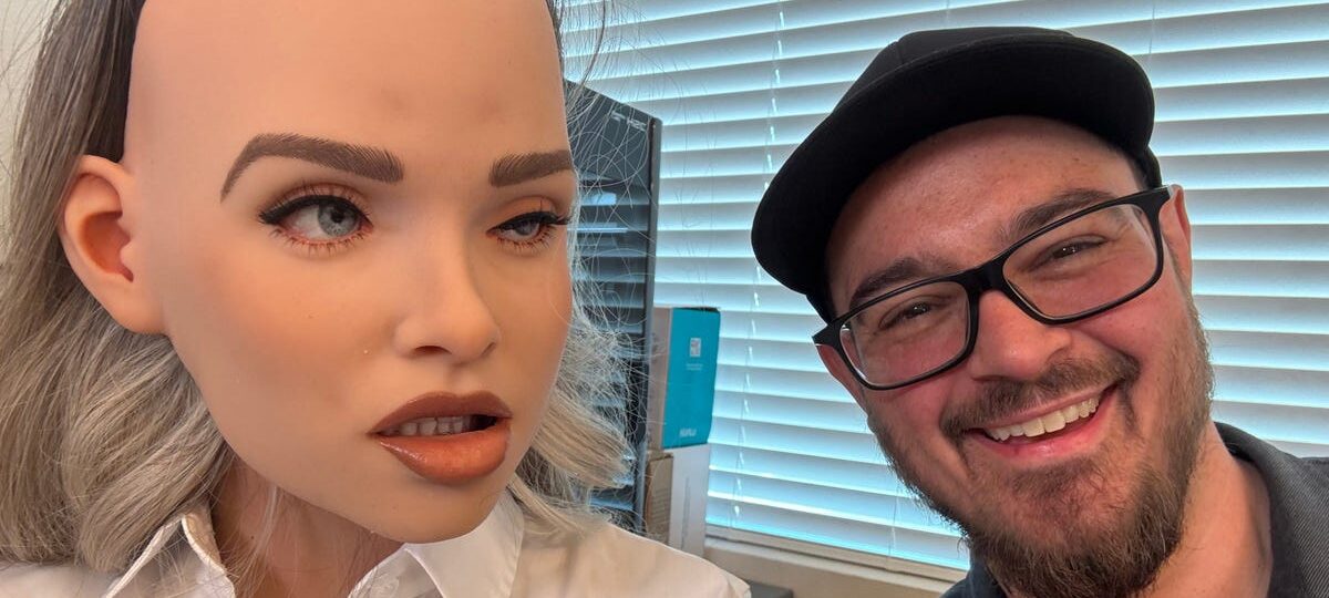 I tested a $125,000 robot with silicone flesh. Its jokes felt more human than anything else.