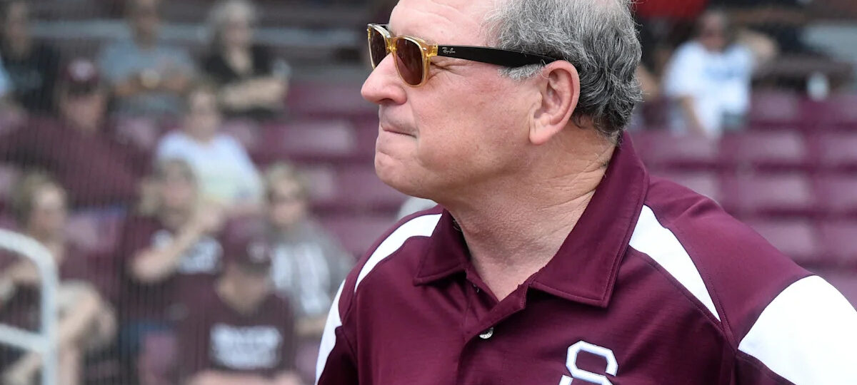 Hooks dedicate home radio broadcast booth to longtime coach Gene Kasprzyk