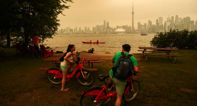 Hazardous Wildfire Smoke Chokes Millions In US, Canada
