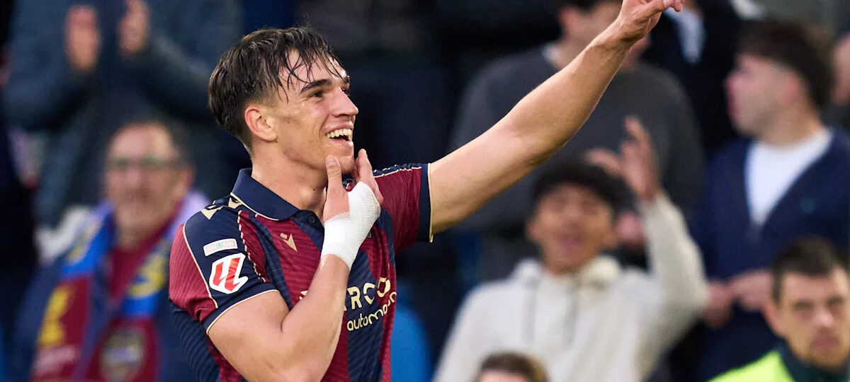 Lazio Plotting Onslaught for Young Levante Hero