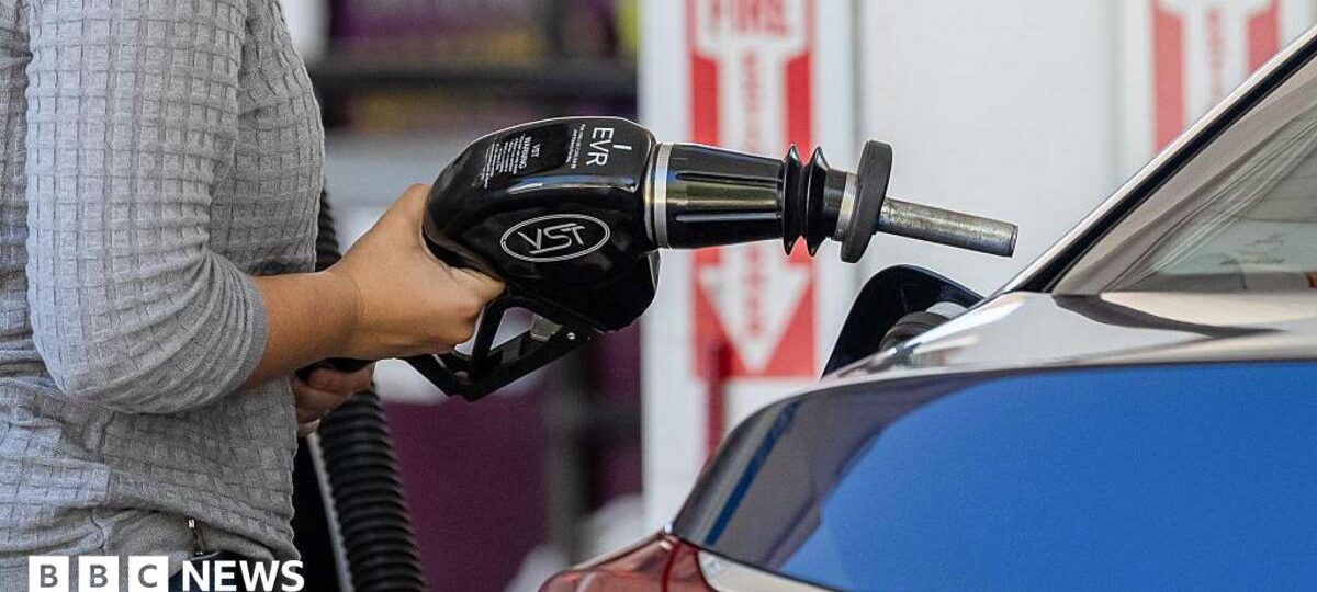 Oil prices hit $100 for the first time since May