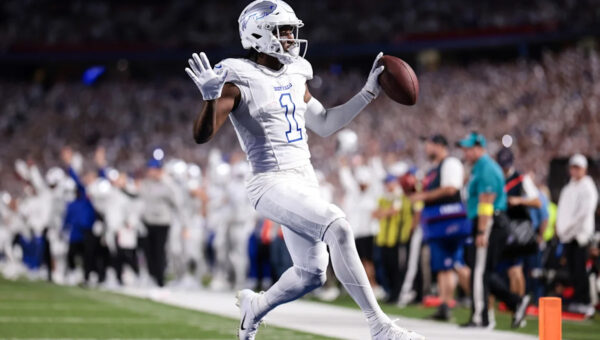 Explaining the NFL rules for alternate uniforms and helmets