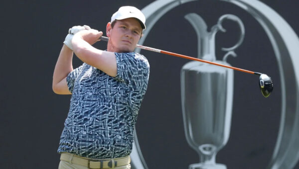 MacIntyre seven shots behind going into Open final round