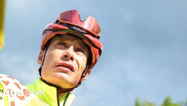 Evenepoel criticises ‘inhuman’ night doping tests as Vingegaard crashes out