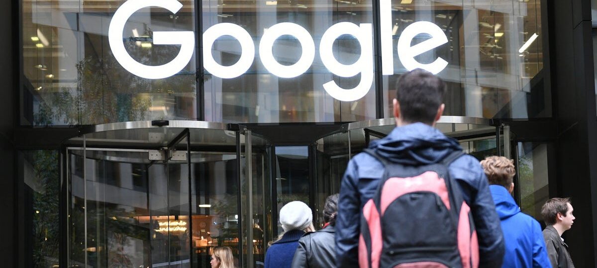 Google's status as the dream tech job is changing. FOMO over AI salaries is only one reason why.
