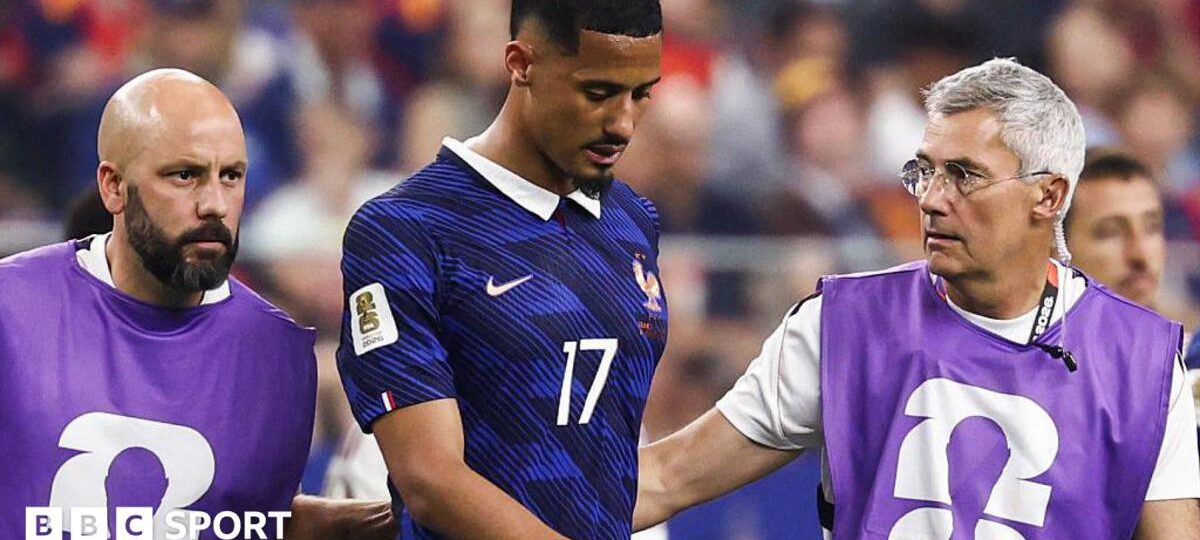 Arsenal to assess Saliba back injury with surgery an option