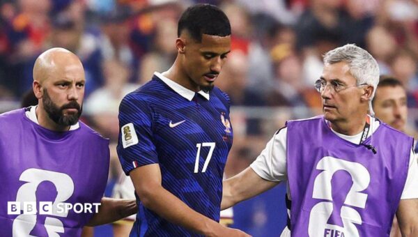 Arsenal to assess Saliba back injury with surgery an option