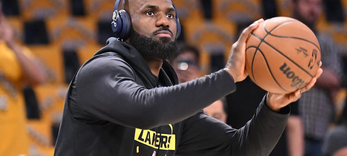LeBron James’ free agency frontrunner might actually be the 76ers