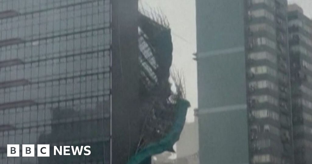 Watch: Scaffolding ripped from Hong Kong building as Typhoon Noul makes landfall