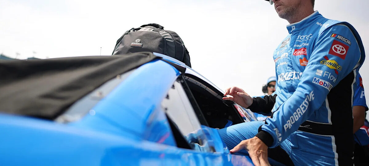 Denny Hamlin earns pole position for eero 400 in NASCAR’s return to Joliet racetrack. ‘I’m a Chicago master.’