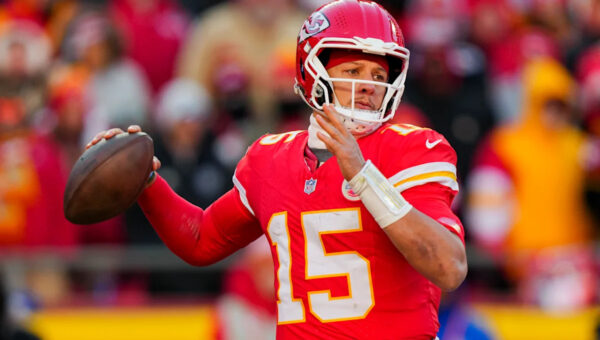 Chiefs’ training camp video of Patrick Mahomes and QB room goes viral